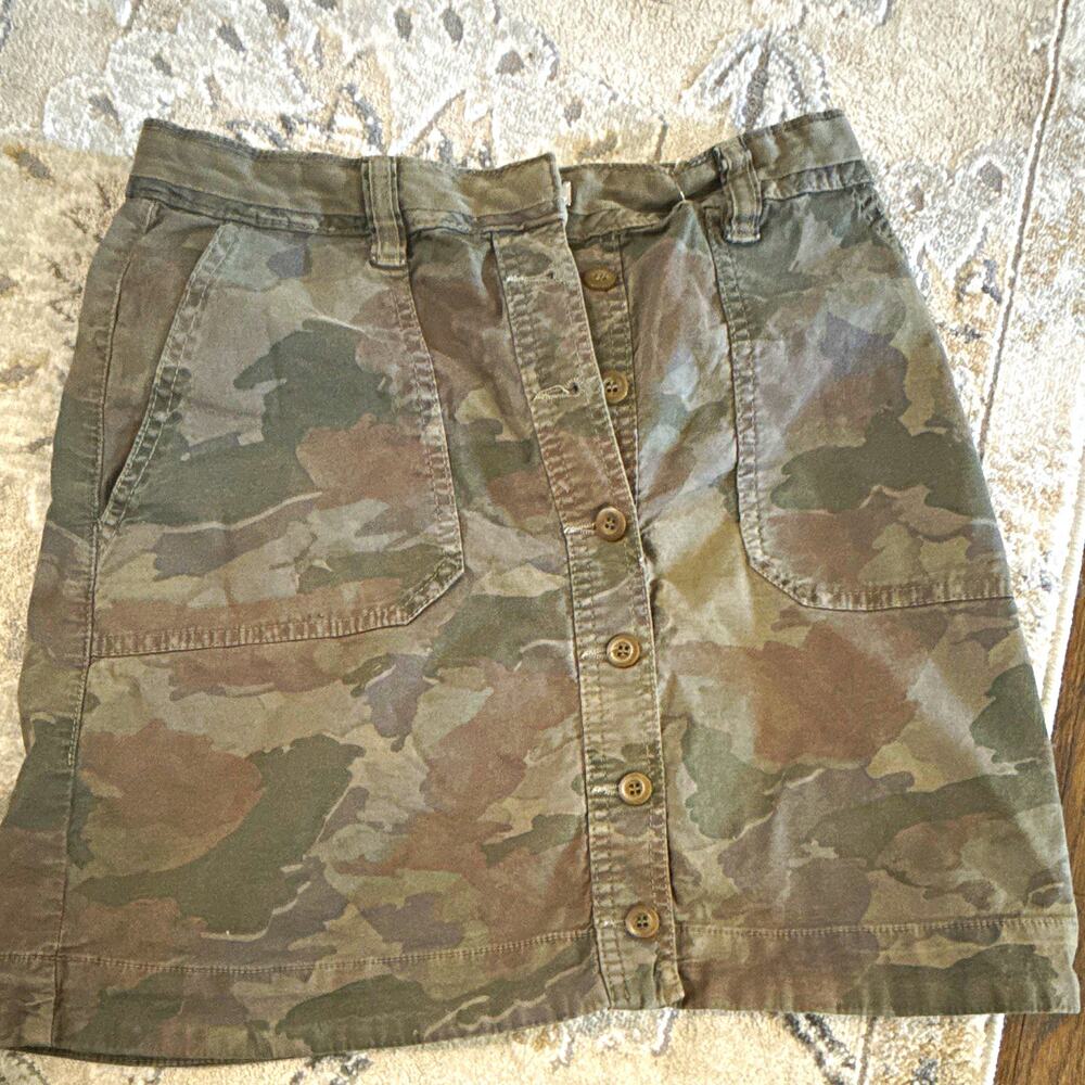 Anthropologie Women’s Green Camo Canvas A-Line Mini Skirt Button Closure Size 12